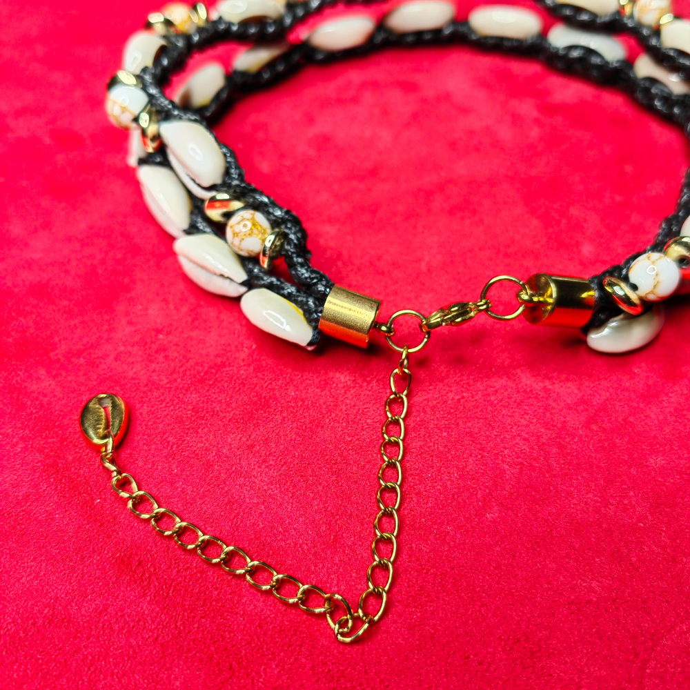 Collier Tressé Double Rangée — Howlite & Cauris