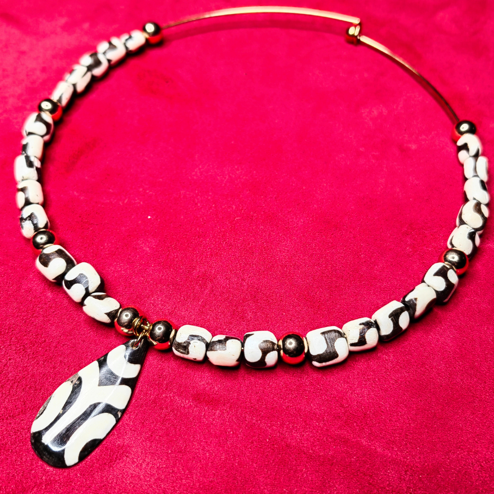 Collier Tour de Cou — Os de Corne & Hématite