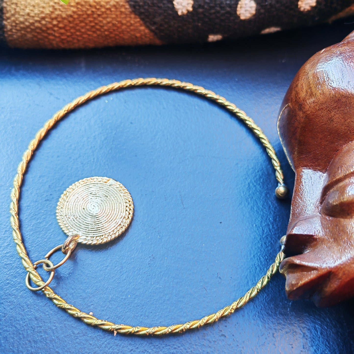 Collier ras de cou - soleil