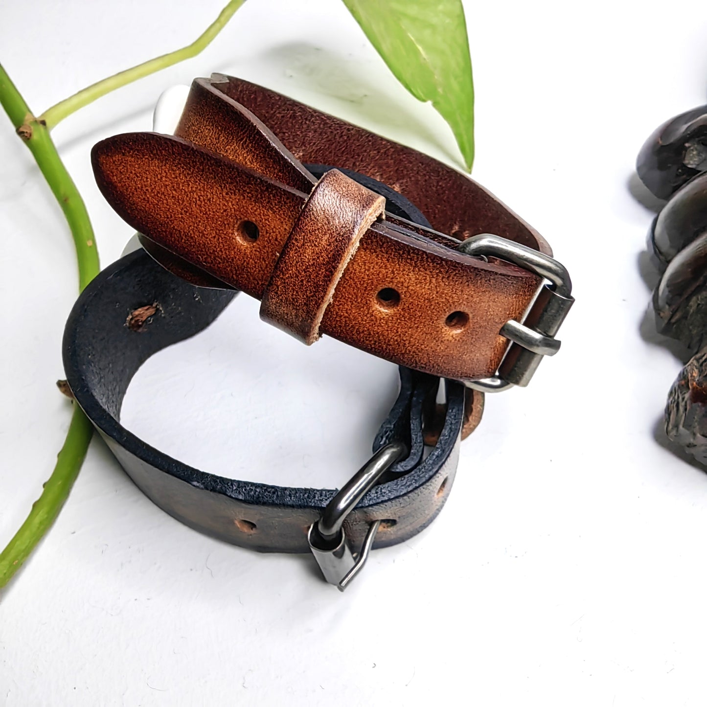 Lot de 2 bracelets cauris en cuir