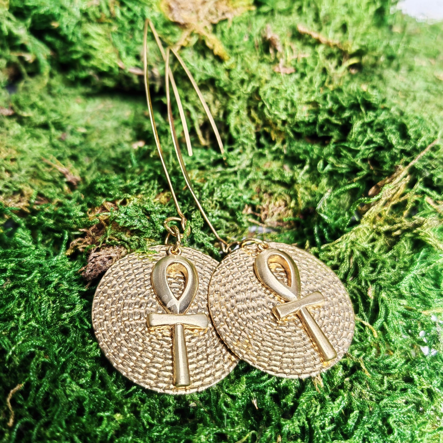 Boucle d'oreille "Ankha"