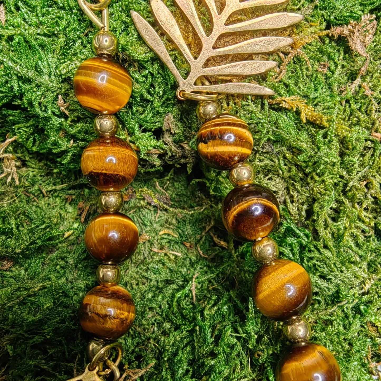 Boucle d'oreille "Feuilleta - œil de tigre"