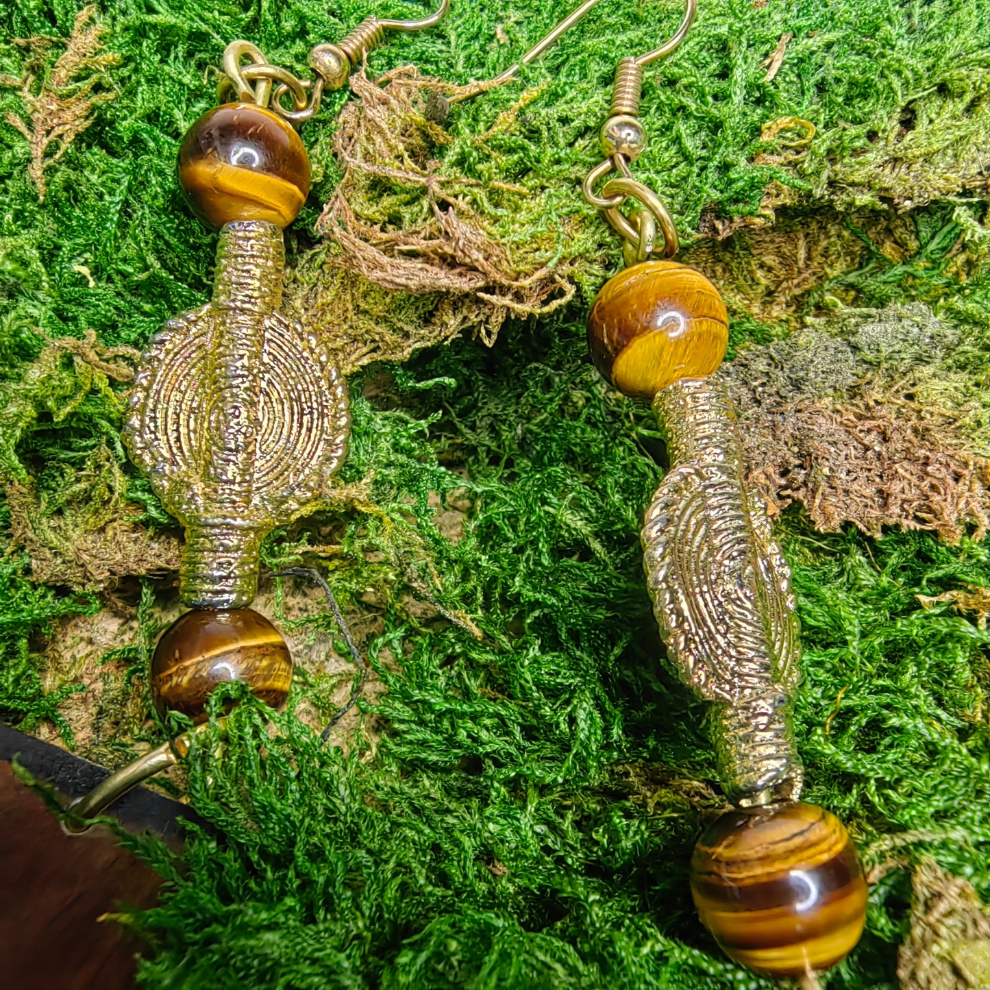 Boucle d'oreille "tigre triangle"