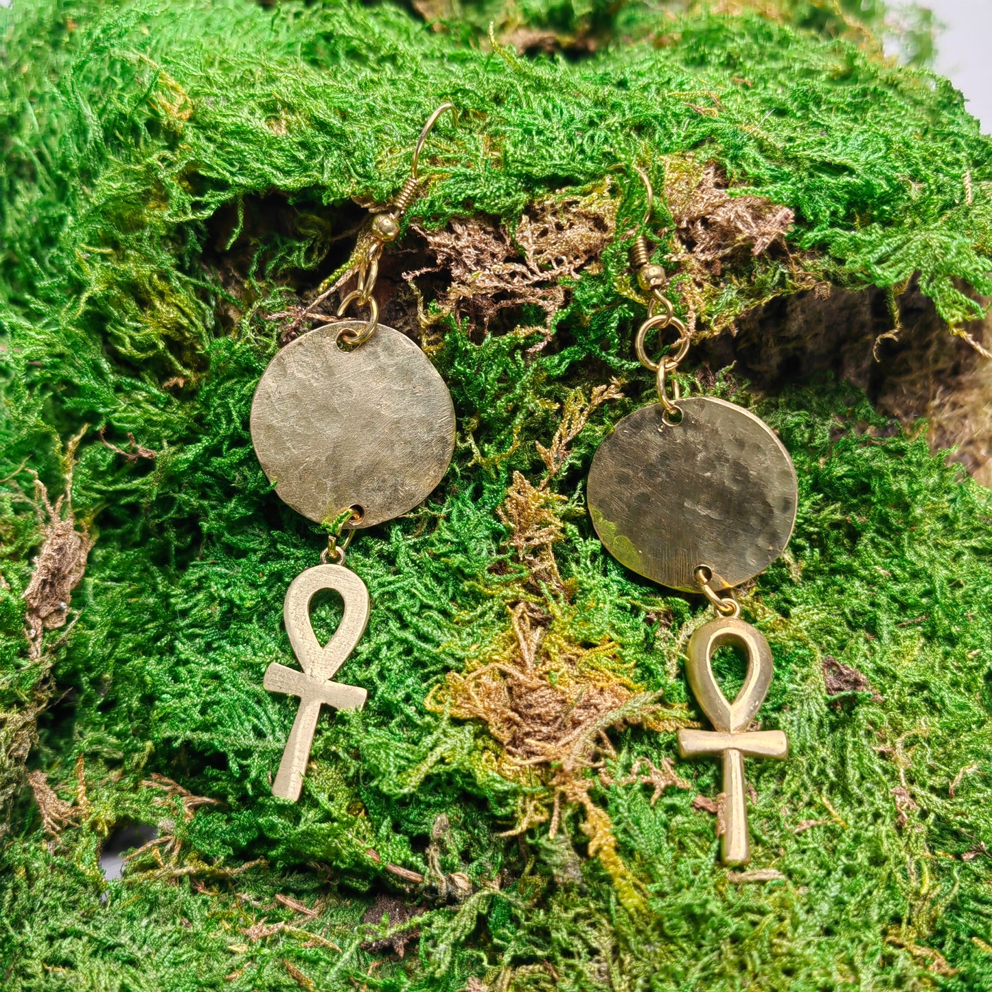 Boucle d'oreille "Ankha rondella"