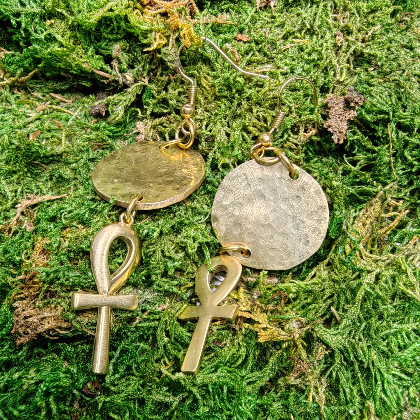 Boucle d'oreille "Ankha rondella"