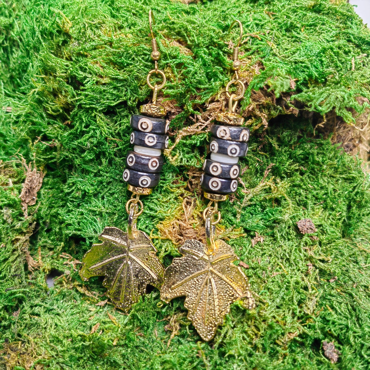 Boucle d'oreille "feuilleta"