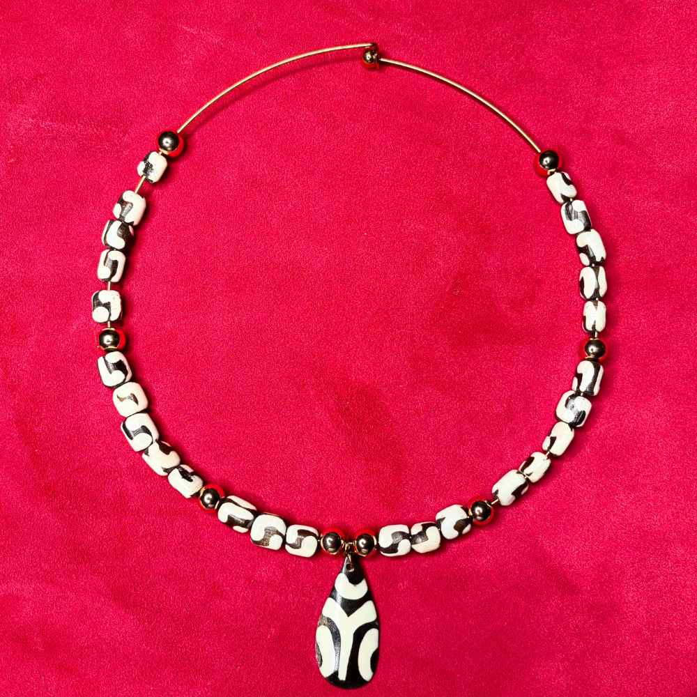 Collier Tour de Cou — Os de Corne & Hématite