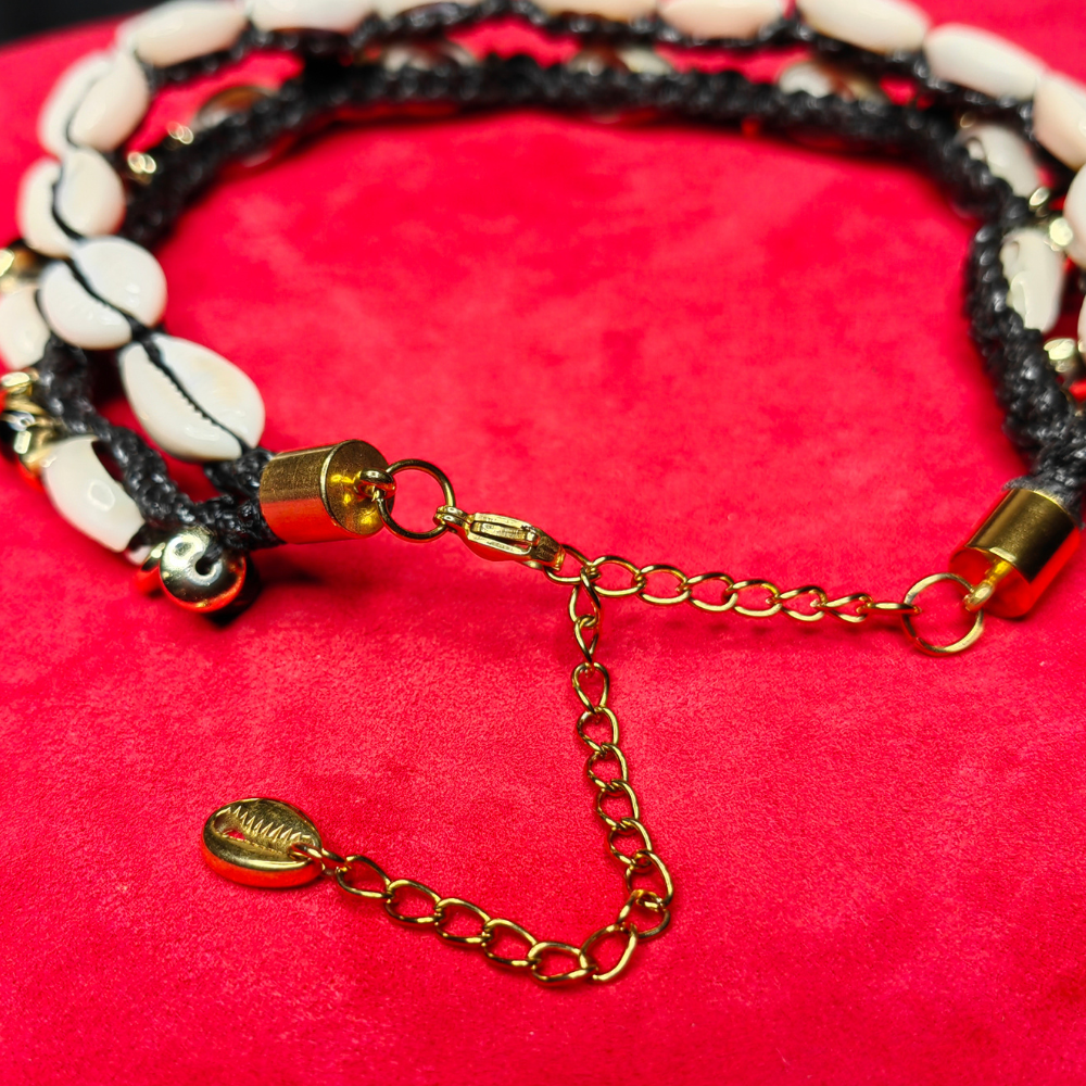 Collier Tressé Double Rangée — Onyx Doré & Cauris