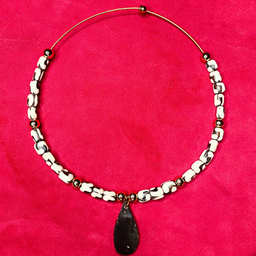 Collier Tour de Cou — Os de Corne & Hématite