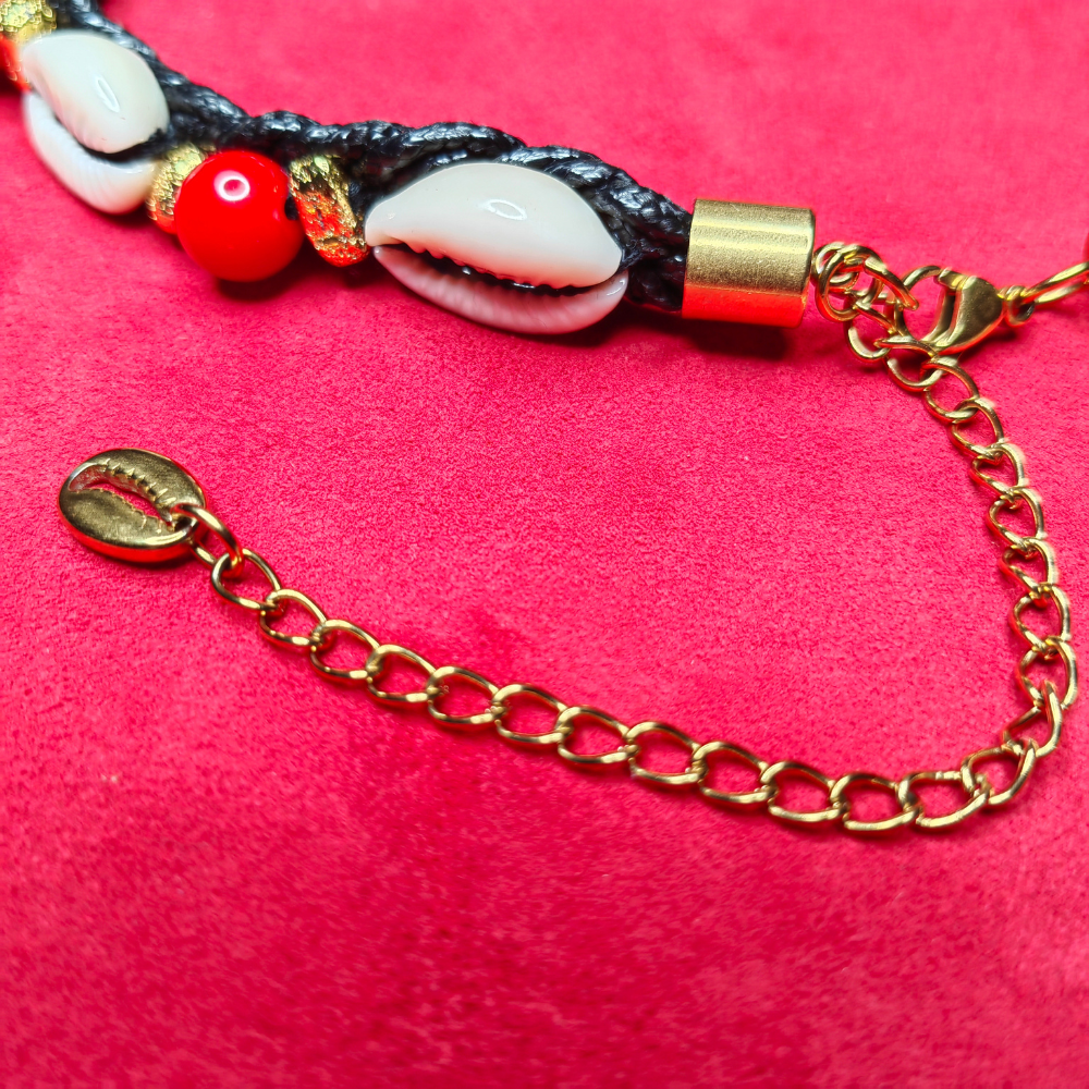 Collier Tressé  — Cauris & Corail Rouge