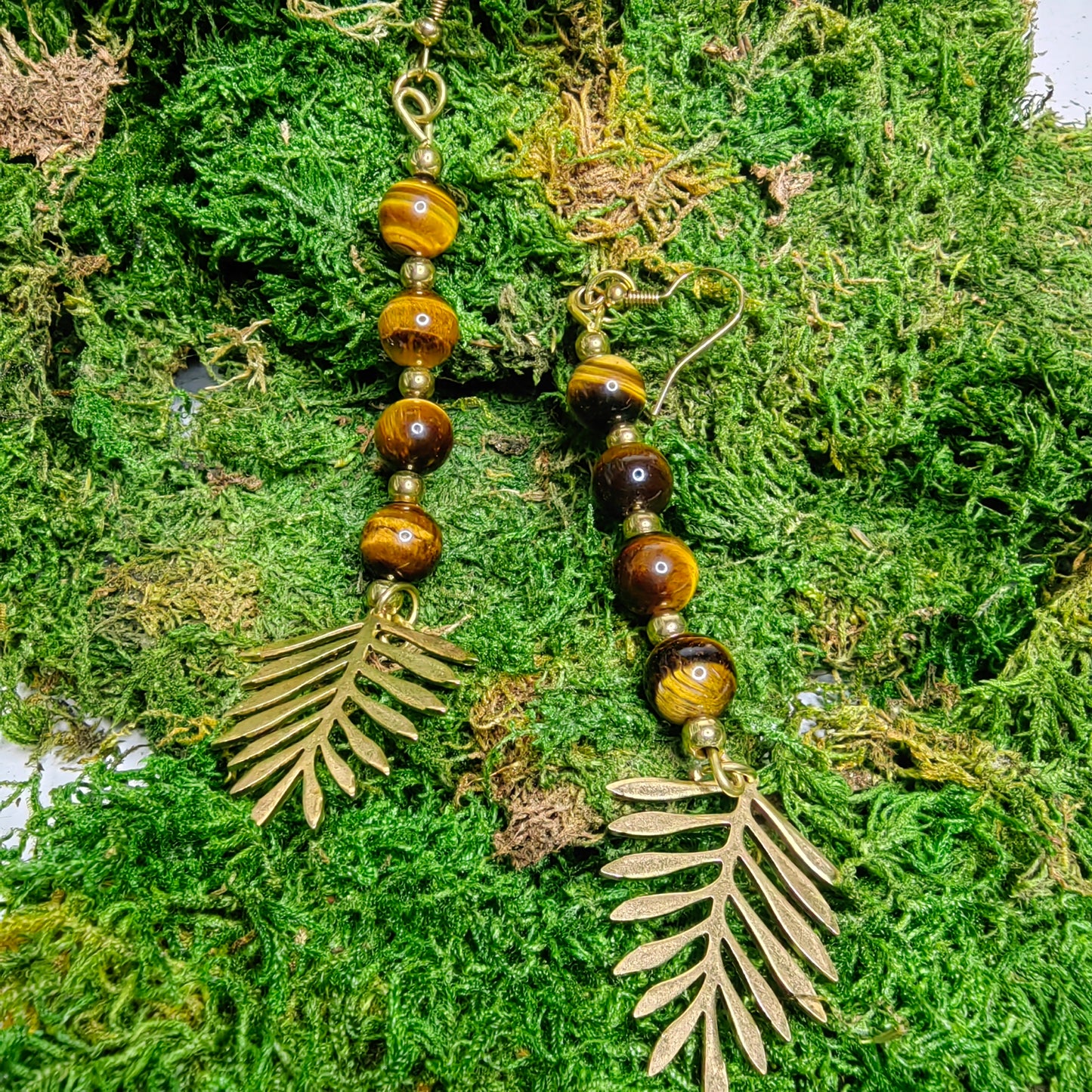 Boucle d'oreille "Feuilleta - œil de tigre"